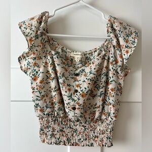 NWOT Monteau green orange and cream floral blouse size Medium